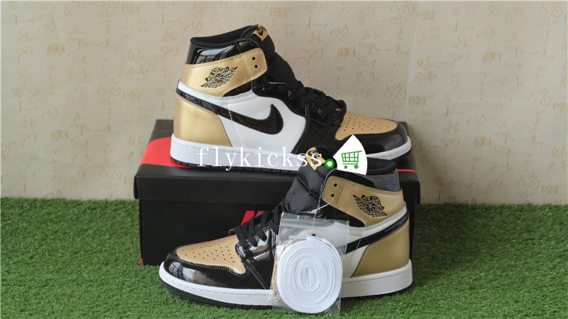 Authentic Air Jordan 1 Retro High OG Golden Toe